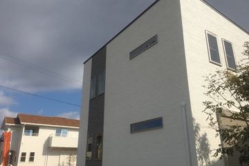 外壁塗装前の住宅